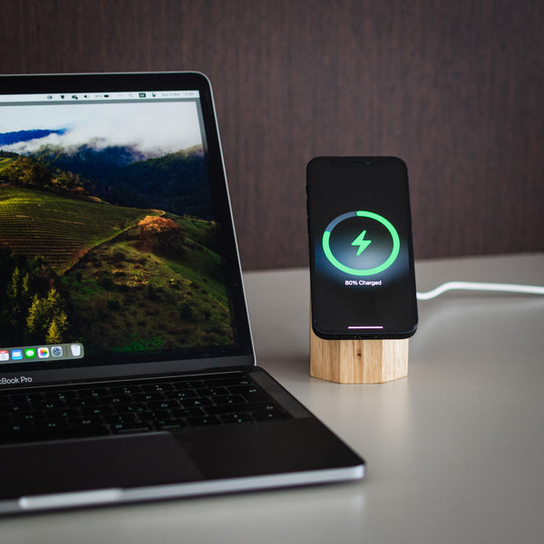 Wooden MagSafe Wireless Charger for iPhone, Android. Fast Qi2 25W